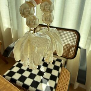 Elegant Pearl and White Floral Earrings